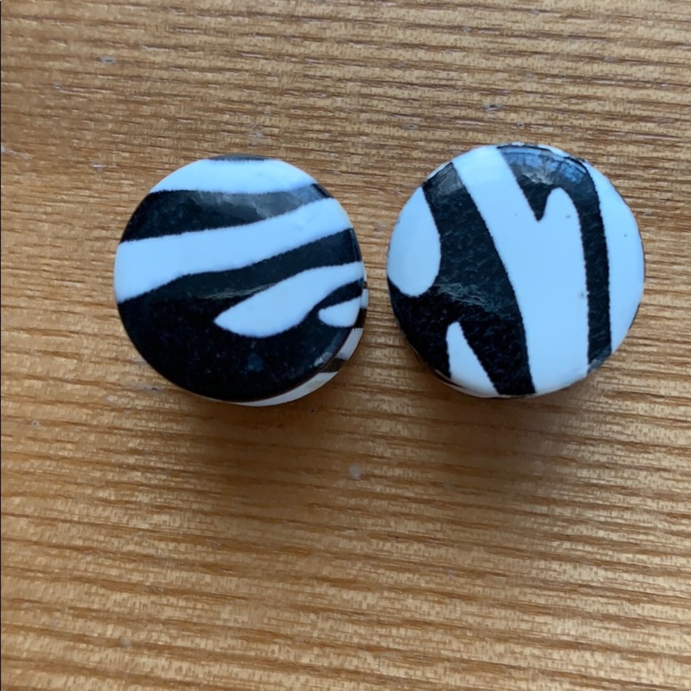 3/$10 MIX AND MATCH JEWELRY BUNDLE ZEBRA PRINT 1/2” GAUGES